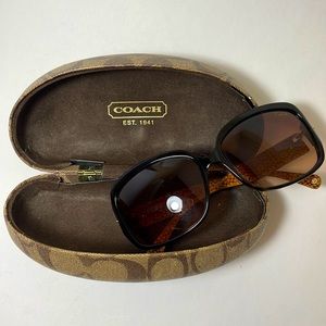 COACH Women’s Sunglasses with case